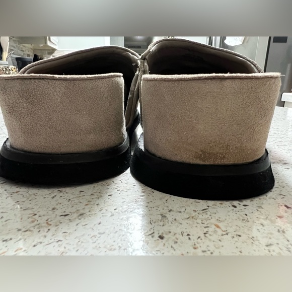 FREE PEOPLE MILO EVERYDAY MULE- GREAT CONDITION! - Picture 4 of 4